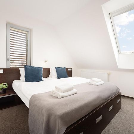 Wine & Wellness Hotel Besedni Dum Valtice Zewnętrze zdjęcie